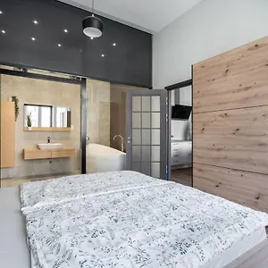 Buenos Boutique - A/c, 2 Bathrms, Amazing View Apartment